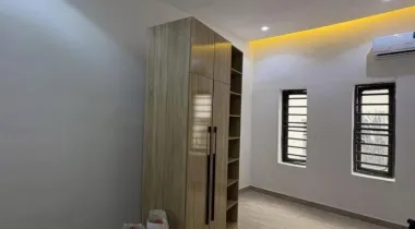 1 &amp; 2 BEDROOM APARTMENT AVAILABLE Location: Ikate,Lagos