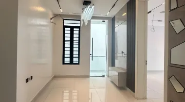 SALES ALERT  EXQUISITE 5 BEDROOM FULLY DETACHED DUPLEX WITH BQ, SWIMMING POOL AND CINEMA
