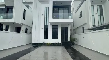 SALES ALERT  EXQUISITE 5 BEDROOM FULLY DETACHED DUPLEX WITH BQ, SWIMMING POOL AND CINEMA