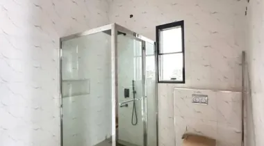 LUXURY 5BEDROOM FULLY DETACHED DUPLEX FOR SALE.