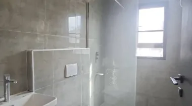3Bedroom Apartment with Elevator, BQ located in a serene neighborhood.