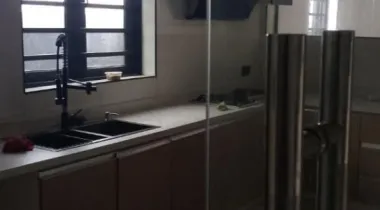 4 bedroom semi detached duplex with bq