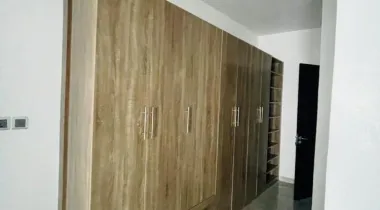4 bedroom semi  detached duplex 