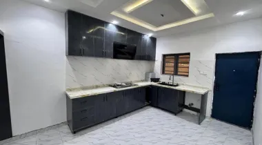 Brand new 4 bed duplex to N10M. Location:, new-road bustop, off Chevron lekki