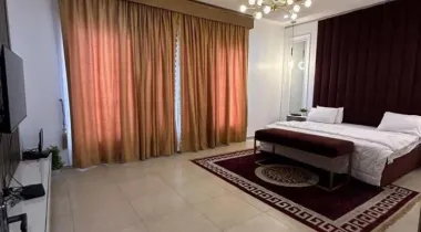 fully furnished 4 spacious ensuite bedrooms