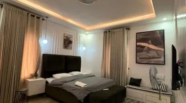 Fully furnished 3bedroom apartment.