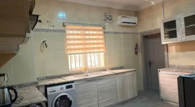Fully furnished 3bedroom apartment.