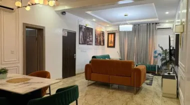 Fully furnished 3bedroom apartment.
