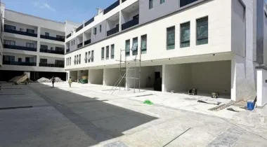 4 BEDROOM TERRACE DUPLEX WITH A BQ!!!!