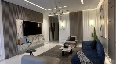 FULLY FURNISHED 3 BEDROOM APARTMENT AVAILABLE