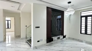 5 BEDROOM DETACHED DUPLEX WITH BQ, CINEMA, STUDY ROOM, GYM, SWIMMING POOL, ROOFTOP TERRACE ETC