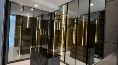 Magnificent 6 bedroom duplex with pool, cinema, elevator, bq &amp; up to 6 cars parking
