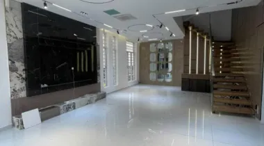 LUXURY 5BEDROOM FULLY DETACHED DUPLEX FOR SALE.