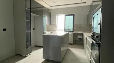 Exquisite 5 Bedroom penthouse with pool and Elevator in a Serene Environment in Lekki phase 1