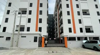 Exquisite 5 Bedroom penthouse with pool and Elevator in a Serene Environment in Lekki phase 1