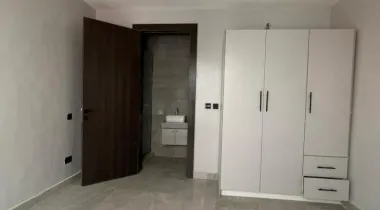 Exquisite 5 Bedroom penthouse with pool and Elevator in a Serene Environment in Lekki phase 1