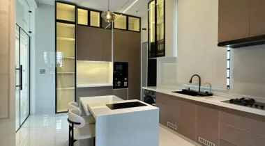 SALES ALERT  EXQUISITE 5 BEDROOM FULLY DETACHED DUPLEX WITH BQ, SWIMMING POOL AND HOME OFFICE