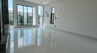 5 Bedroom Fully detached  Duplex with Cinema,  open Terrace, Swimming Pool and Bq