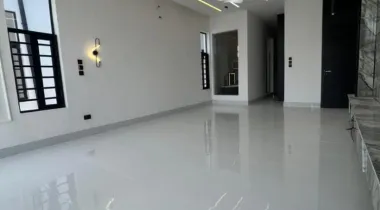 5 Bedroom Fully detached  Duplex with Cinema,  open Terrace, Swimming Pool and Bq
