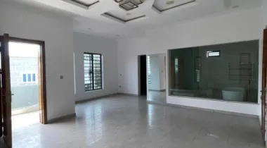 4BEDROOM FULLY DETACHED DUPLEX FOR SALE.
