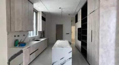 CONTEMPORARY 6BEDROOM FULLY DETACHED DUPLEX FOR SALE.