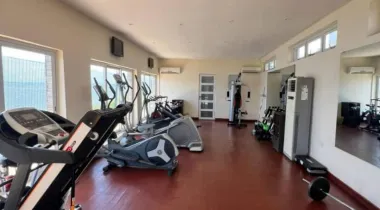 3 Bedroom Apartment at Banana Island with Swimming Pool.