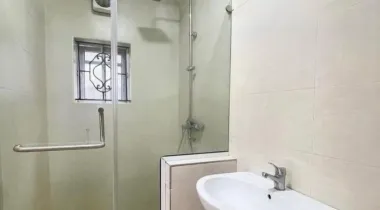 4 BEDROOM TERRACE DUPLEX WITH A BQ