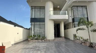 Ultra-Luxury Spacious 5 Bedroom Fully Detached Duplex with BQ and Swimming pool
