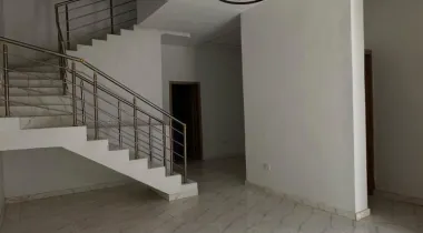 3 bedroom terrace duplex with bq