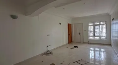 3 bedroom flat house