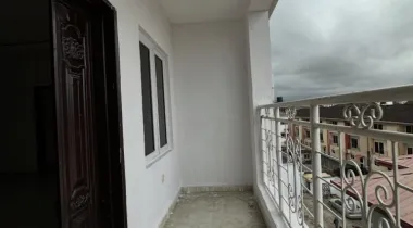 2 bedroom flat