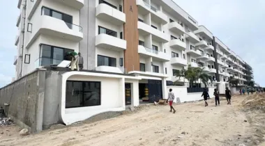 For SALE: Exquisite Luxury Spacious 3 Bedroom Apartment with Elevator and Swimming pool