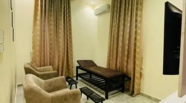 For rent unfurnished 5 bedroom detached duplex with bq