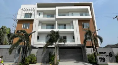 FOR SALE: Spacious 2 Bedroom Apartment with Elevator and Swimming pool