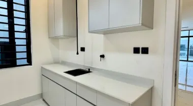 5 BEDROOM DETACHED DUPLEX WITH BQ, CINEMA, STUDY ROOM, GYM, SWIMMING POOL, ROOFTOP TERRACE ETC