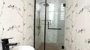 FOR SALE: Spacious 4 Bedroom semi detached duplex