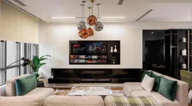 Ultra-Luxury Spacious 2 Bedroom Fully furnished maisonette with a Gym and Swimming pool