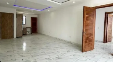 Strategic Luxury Spacious 3 &amp; 4 Bedroom Terrace Duplex with BQ (Suitable For Both Commercial &amp; Personal Use)