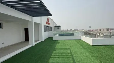 Sophisticated 4 Bedroom penthouse Apartment with amazing city view and amazing amenities is up for sale