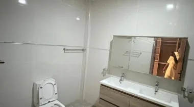 Sophisticated 4 Bedroom penthouse Apartment with amazing city view and amazing amenities is up for sale