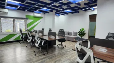 Service and functional  2000 sqm massive office building, furnished with modern high quality furniture, multiple office spaces, detached staff quarters etc is up for LEASE — Ready to move in