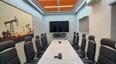 Service and functional  2000 sqm massive office building, furnished with modern high quality furniture, multiple office spaces, detached staff quarters etc is up for LEASE — Ready to move in
