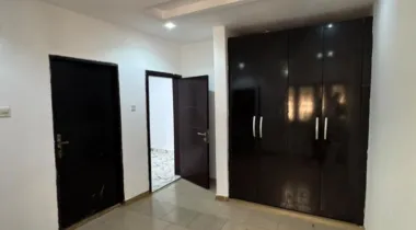 3-Bedroom Apartment