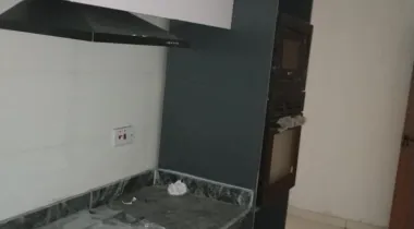 Outstanding 2 bedroom well finished apartment is up for LEASE — Ready to move in
