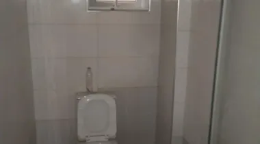 Outstanding 2 bedroom well finished apartment is up for LEASE — Ready to move in