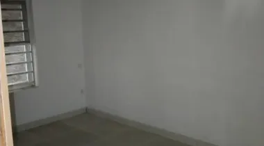 Outstanding 2 bedroom well finished apartment is up for LEASE — Ready to move in