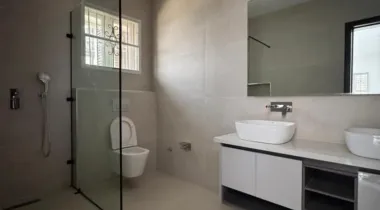Well renovated and solidly built sea view 5bedroom terrace duplex with a BQ is up for LEASE — Ready to move in