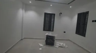 SERVICED 2 BEDROOM APARTMENT*