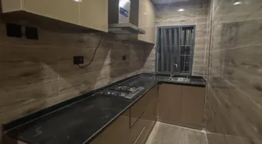 SERVICED 2 BEDROOM APARTMENT*