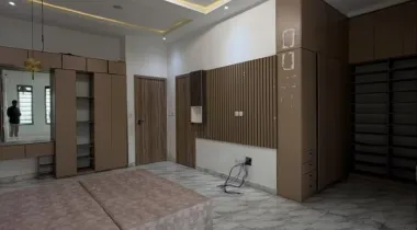 4-BEDROOM SEMI-DETACHED DUPLEX